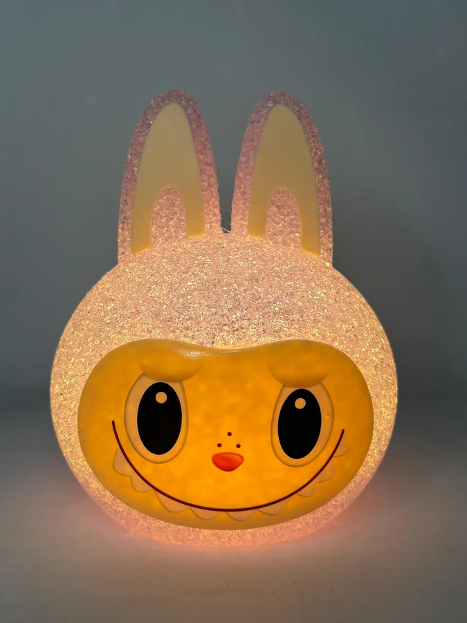 Lampara Veldor Infantil Stich-labubu-kuromi-capibara Luz